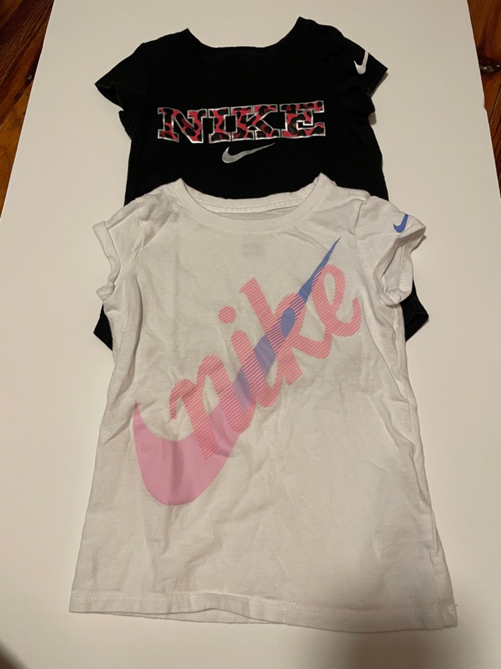 Nike Girls' Short Sleeve Logo Tees Black & White Pink & Blue Design Size 4T & XS